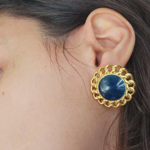 Vintage Monet Oversized Black Enamel Gold Stud Earrings - Picture 7 of 8